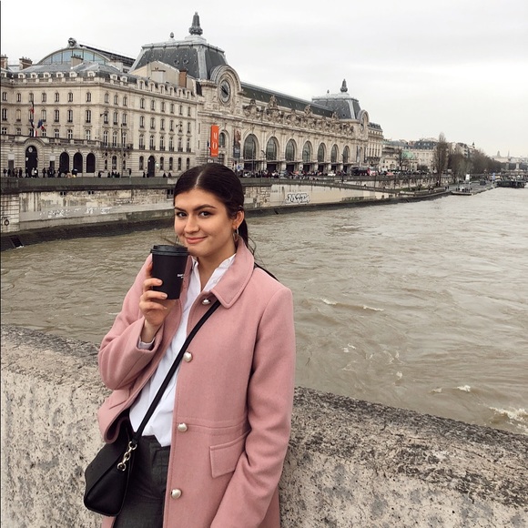 Meet your Posher, Tara - Picture 5 of 6